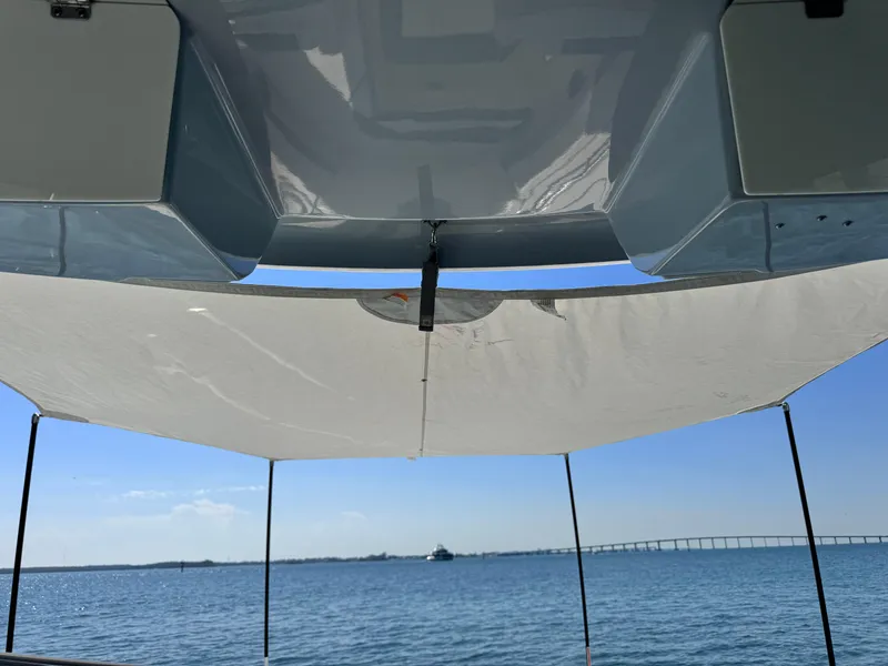 Slide: The Image of Robalo R317 Dual Console 2021 - 71