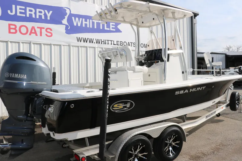 Slide: The Image of 2017 Sea Hunt BX22BR boat with Yamaha engine at Jerry Whittle Boats dealership. - 3