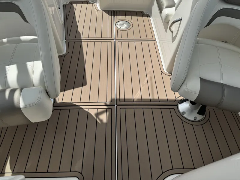 Slide: The Image of World Cat 230 SD 2022 - 84