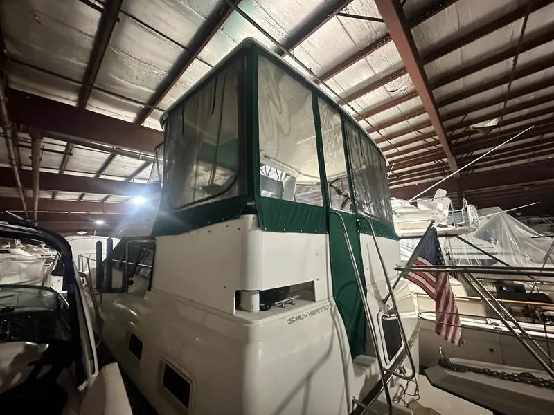 Slide: The Image of Silverton 34 Motor Yacht 1992 - 14