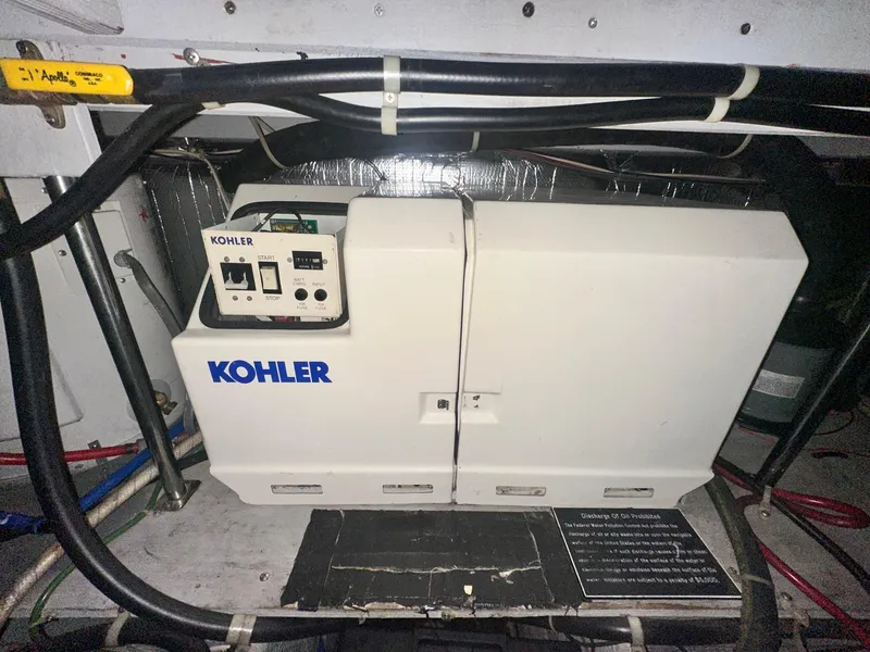 Slide: The Image of Silverton 34 Motor Yacht 1992 - 25