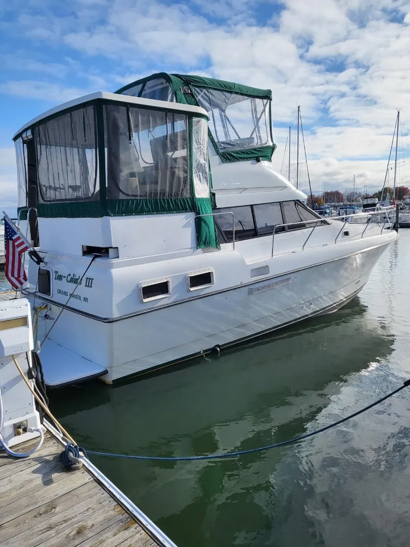 Slide: The Image of Silverton 34 Motor Yacht 1992 - 4