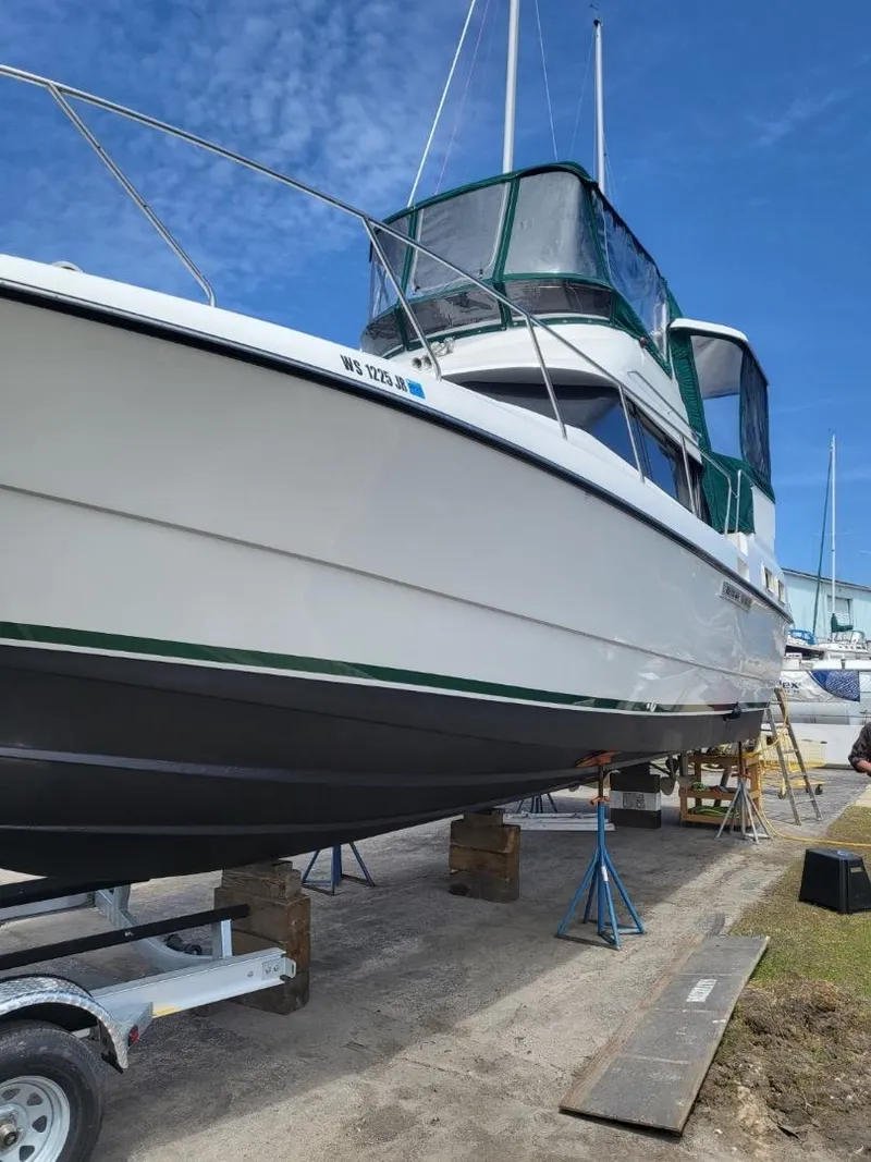 Slide: The Image of Silverton 34 Motor Yacht 1992 - 6