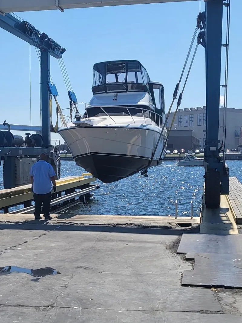 Slide: The Image of Silverton 34 Motor Yacht 1992 - 8