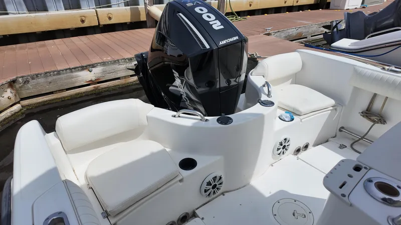 Slide: The Image of Boston Whaler 210 Outrage 2002 - 12