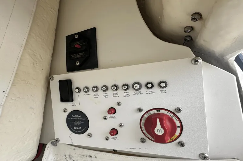 Slide: The Image of Wellcraft 300HP DTS 4S 2016 - 40