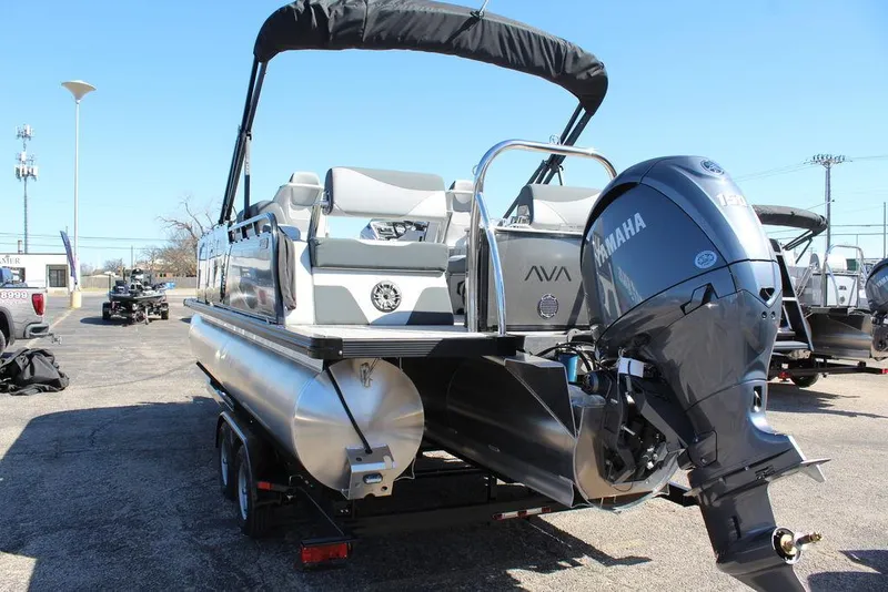 Slide: The Image of 2025 Avalon LSZ 2185 Quad Lounge Shift pontoon boat with Yamaha outboard motor. - 5