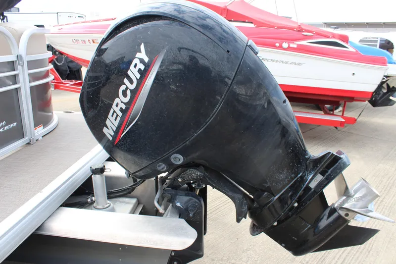 Slide: The Image of Mercury outboard motor on 2023 Sun Tracker Party Barge 22 DLX pontoon boat. - 5