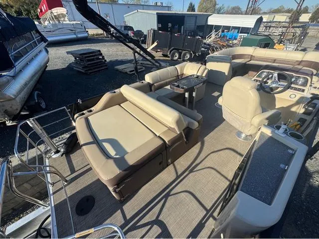 Slide: The Image of Godfrey Sweetwater 2286 SFL Tritoon - Yamaha 150 2019 - 5