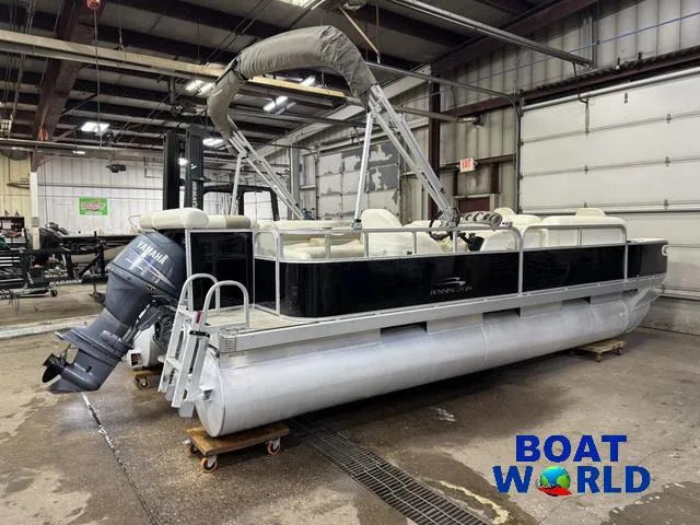 Slide: The Image of Bennington 2050 GS Pontoon 2006 - 40