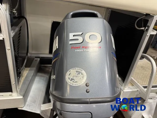 Slide: The Image of Bennington 2050 GS Pontoon 2006 - 47