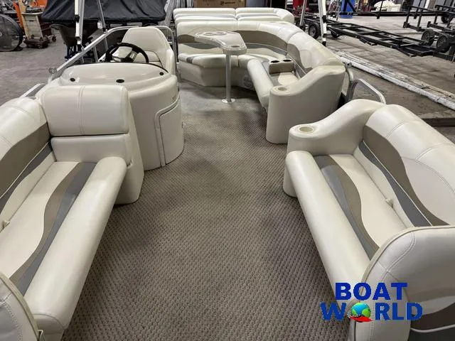 Slide: The Image of Bennington 2050 GS Pontoon 2006 - 5