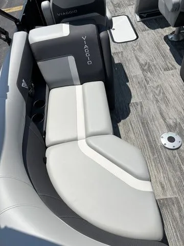 Slide: The Image of Viaggio X22U / Suzuki DF200ATXSS / IN STOCK! 2025 - 27