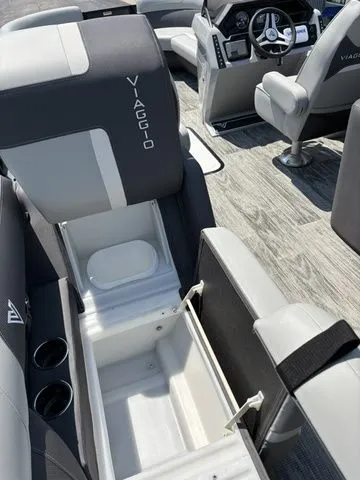 Slide: The Image of Viaggio X22U / Suzuki DF200ATXSS / IN STOCK! 2025 - 29