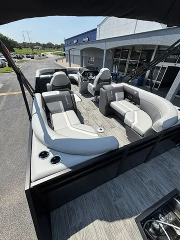 Slide: The Image of Viaggio X22U / Suzuki DF200ATXSS / IN STOCK! 2025 - 30