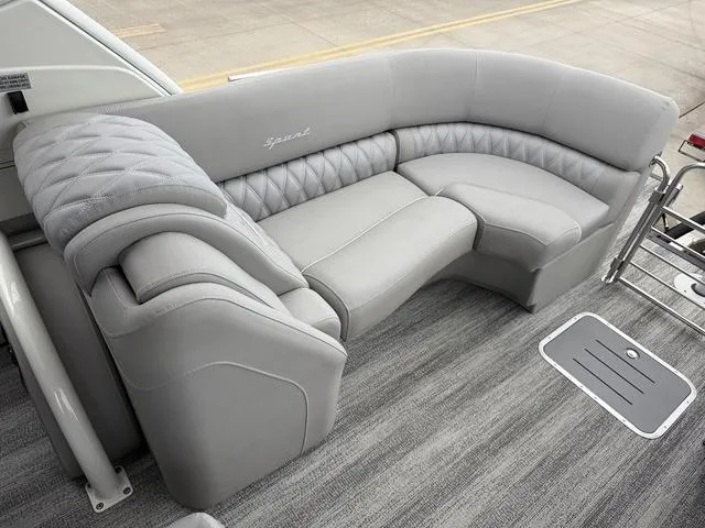 Slide: The Image of Bennington QX Quad Bench 25 QXFB 2025 - 11