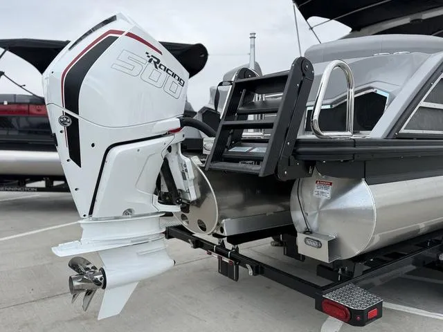 Slide: The Image of Bennington QX Quad Bench 25 QXFB 2025 - 14