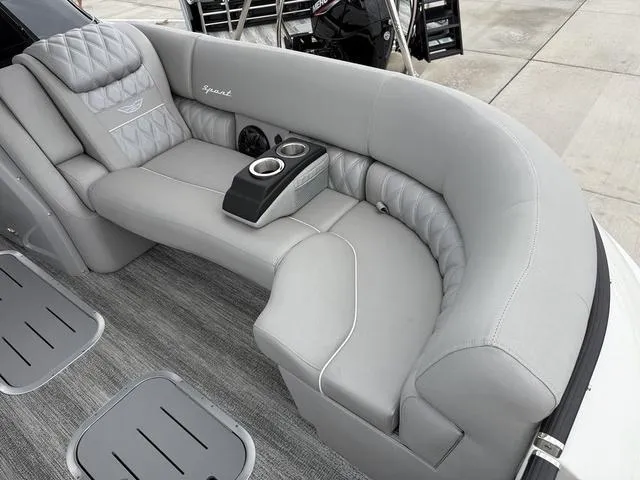 Slide: The Image of Bennington QX Quad Bench 25 QXFB 2025 - 5