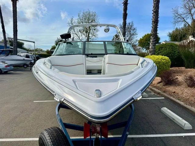 Slide: The Image of MasterCraft XT25 2020 - 6