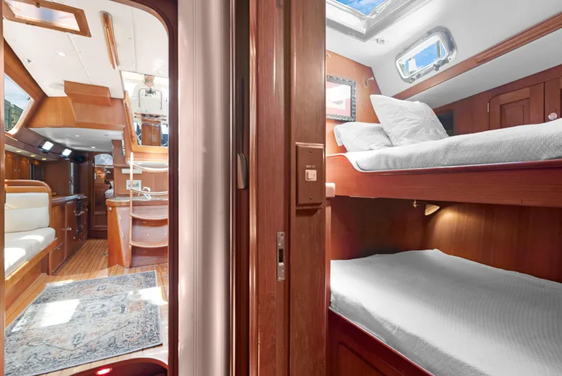 Slide: The Image of Hylas 54 2009 - 50