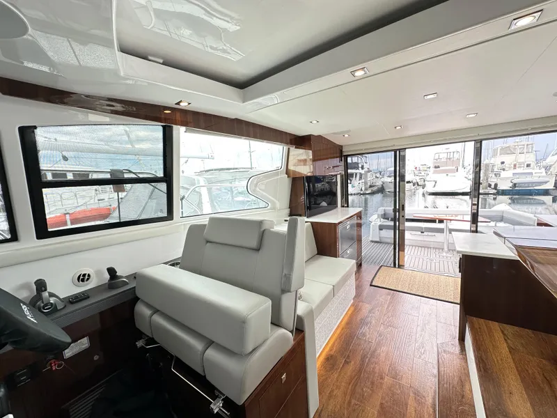 Slide: The Image of Interior of 2023 Cruisers Yachts 46 Cantius with modern design and spacious layout. - 29