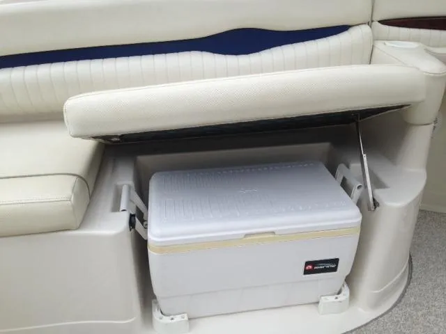 Slide: The Image of 2005 Monterey MONTURA 248 LS boat seat with built-in cooler storage. - 11
