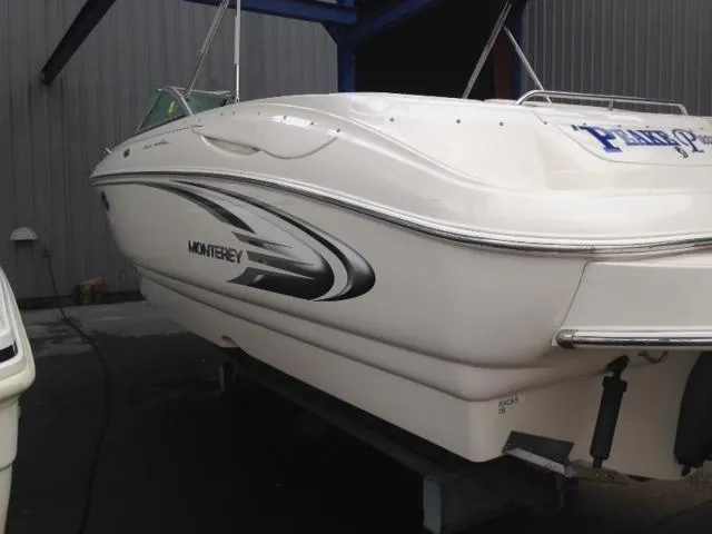 Slide: The Image of 2005 Monterey MONTURA 248 LS boat in storage, side view. - 14