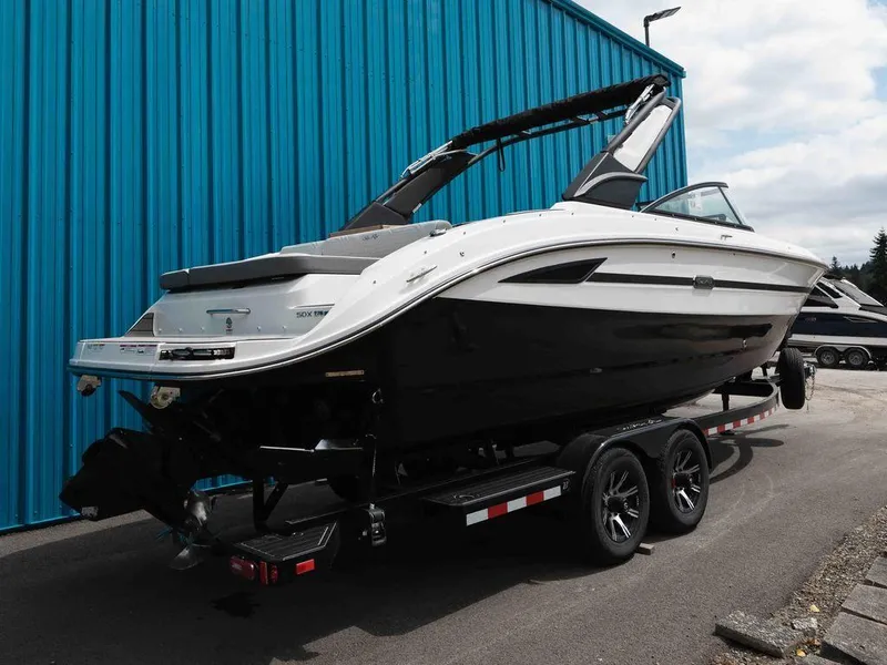 Slide: The Image of Sea Ray SDS 270 SURF 2025 - 2