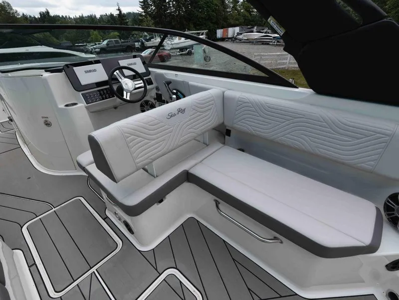 Slide: The Image of Sea Ray SDX 270 Surf 2025 - 6
