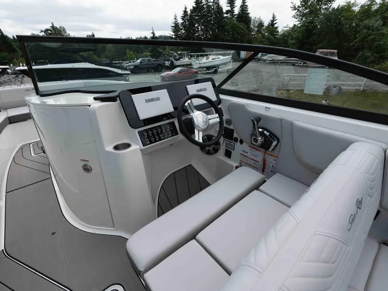 Slide: The Image of Sea Ray SDX 270 Surf 2025 - 7