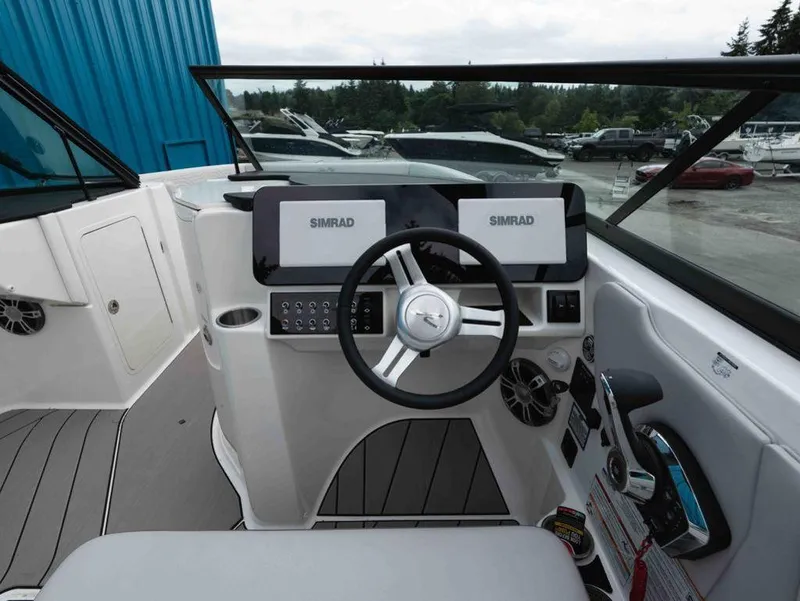 Slide: The Image of Sea Ray SDX 270 Surf 2025 - 8