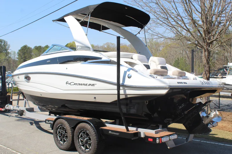 Slide: The Image of Crownline Boats 255 SS 2018 - 3680