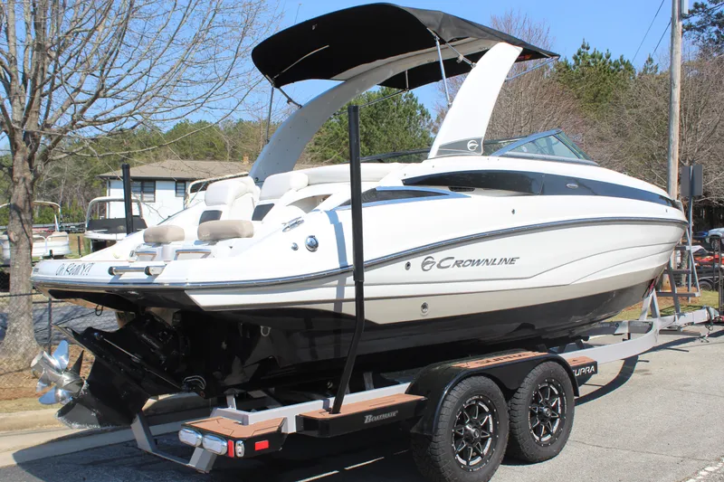 Slide: The Image of Crownline Boats 255 SS 2018 - 3684