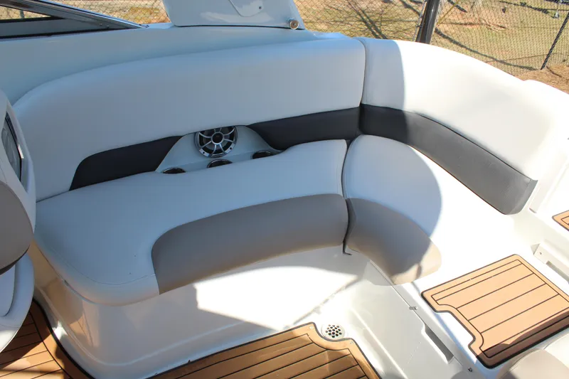 Slide: The Image of Crownline Boats 255 SS 2018 - 3693