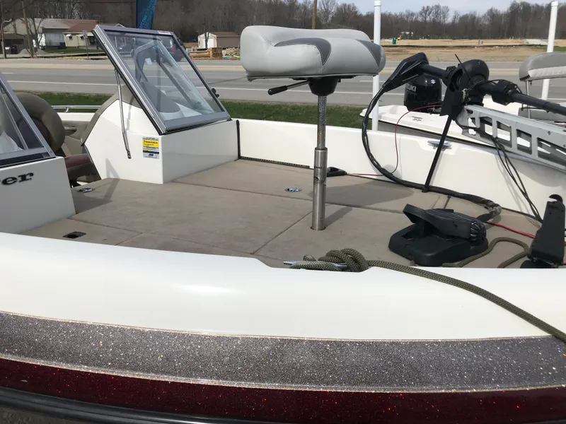 Slide: The Image of 2013 Ranger 186 Reata boat deck with seating and equipment. - 5