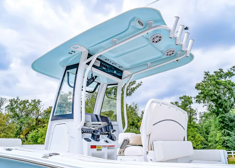 Slide: The Image of 2025 Sea Hunt Ultra 245 SE boat with sleek design and modern features. - 6