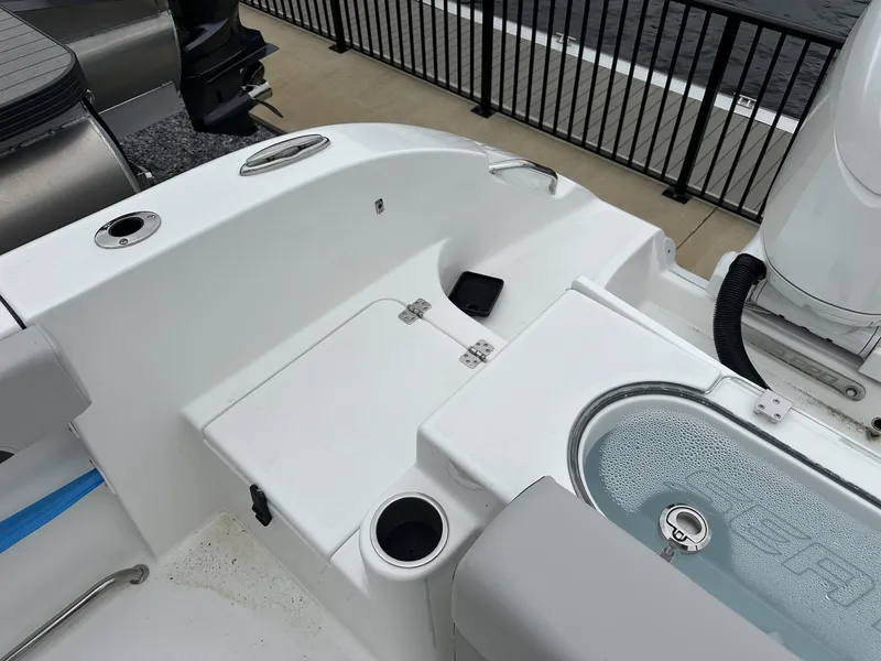 Slide: The Image of Sea Pro 262 DLX 2025 - 21