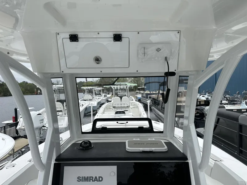 Slide: The Image of Sea Pro 262 DLX 2025 - 29