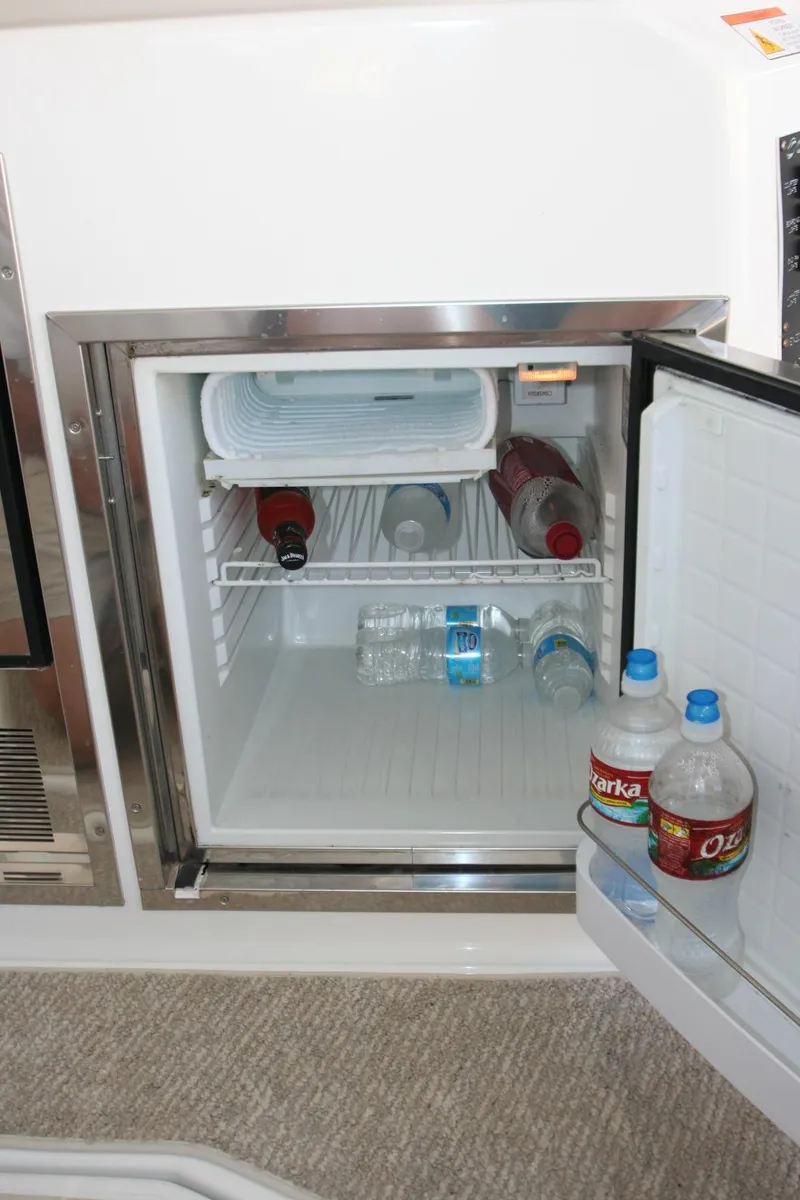 Slide: The Image of Cruisers Yachts 460 Express 2008 - 63