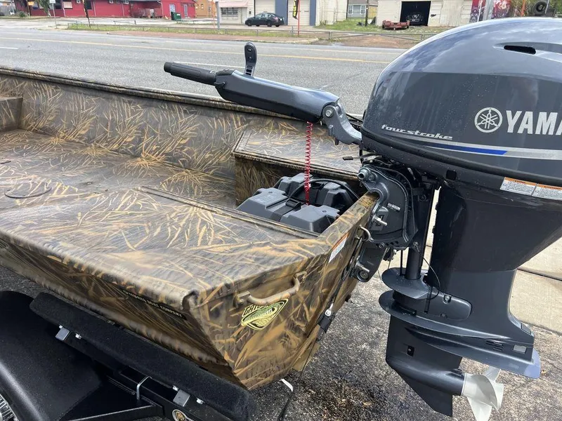 Slide: The Image of Camouflage-patterned G3 16 dk boat with Yamaha four-stroke outboard motor, 2025 model. - 28