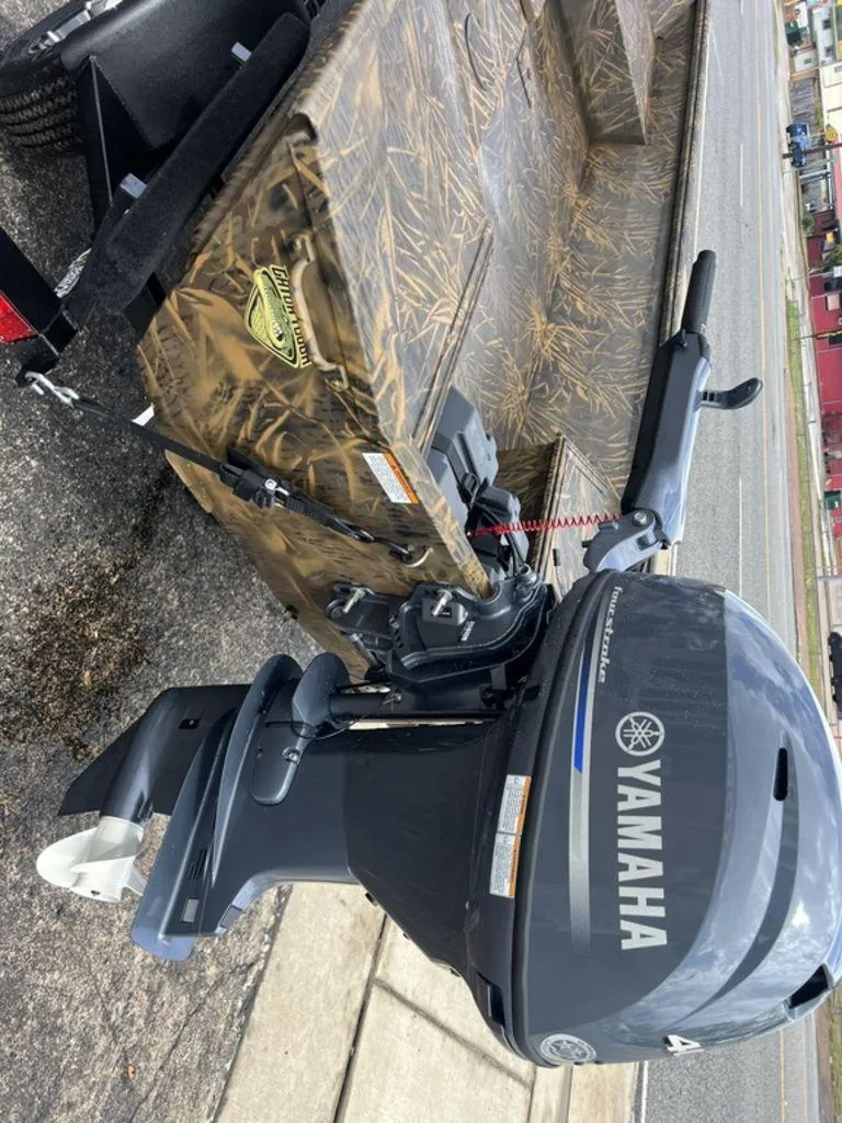 Slide: The Image of Camouflage boat with Yamaha outboard motor, G3 16 dk model, 2025. - 30