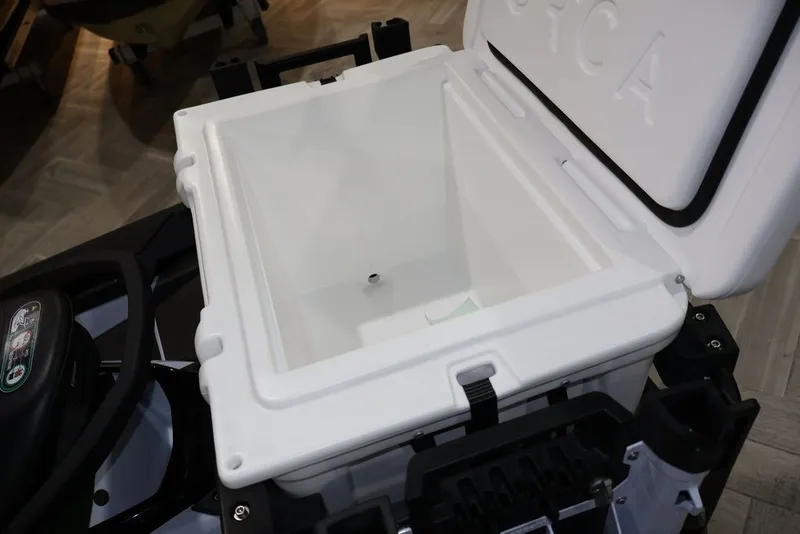 Slide: The Image of Kawasaki Ultra® 160LX-S Angler 2025 - 26