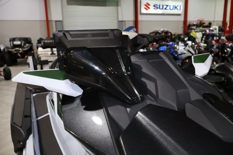 Slide: The Image of Kawasaki Ultra® 160LX-S Angler 2025 - 6