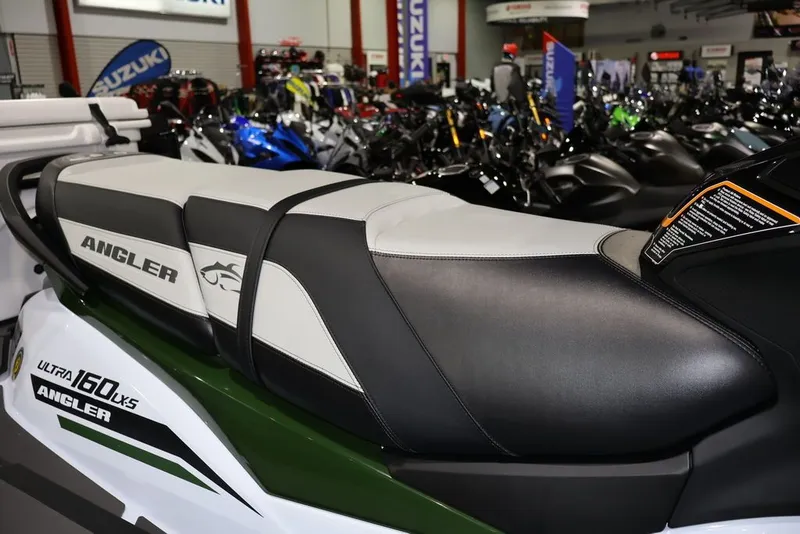 Slide: The Image of Kawasaki Ultra® 160LX-S Angler 2025 - 7