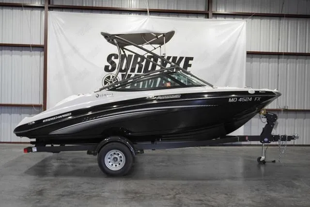 Slide: The Image of Yamaha AR192 - Black - Painted 2013 - 1