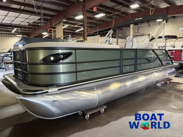 Slide: The Image of 2025 Bentley Pontoons Legacy 220 Swingback with Honda 4-Stroke EFI in showroom. - 36