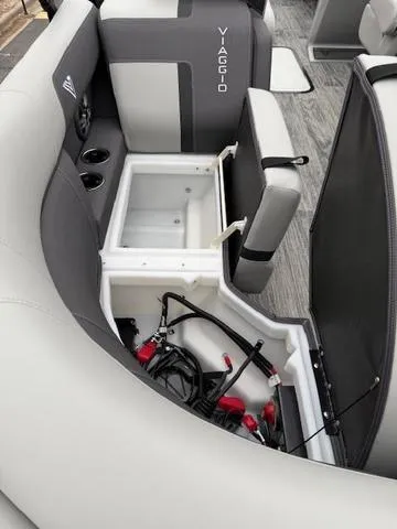 Slide: The Image of Viaggio X22U /SUZUKI DF200 2025 - 11