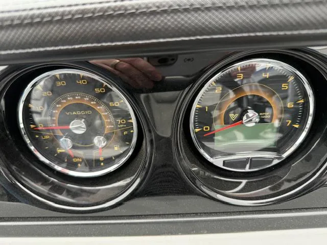 Slide: The Image of Viaggio X22U /SUZUKI DF200 2025 - 16