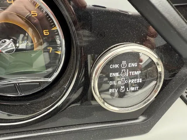 Slide: The Image of Viaggio X22U /SUZUKI DF200 2025 - 17