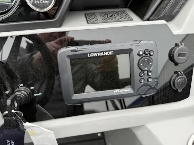 Slide: The Image of Viaggio X22U /SUZUKI DF200 2025 - 18